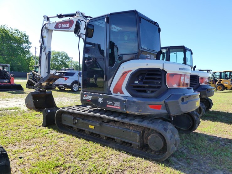 2024-bobcat-e88-image-4