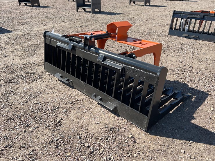 skeleton-grapple-bucket-image-3