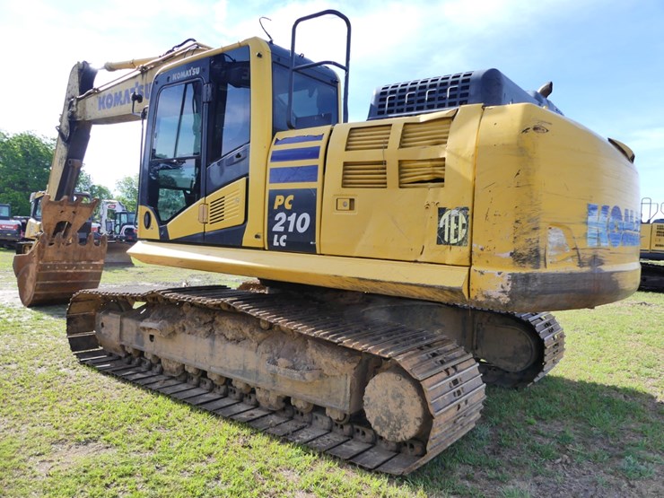 2019-komatsu-pc210-lc-image-4