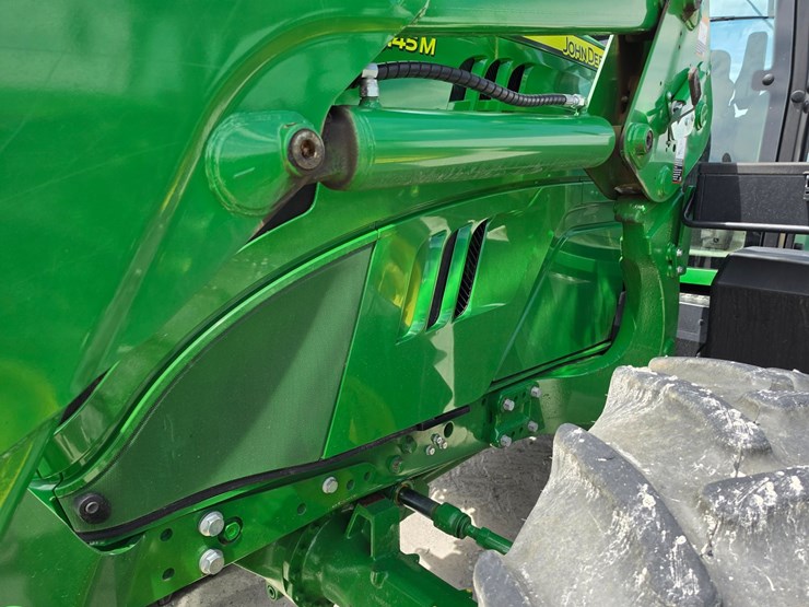 2023-john-deere-6145m-image-8