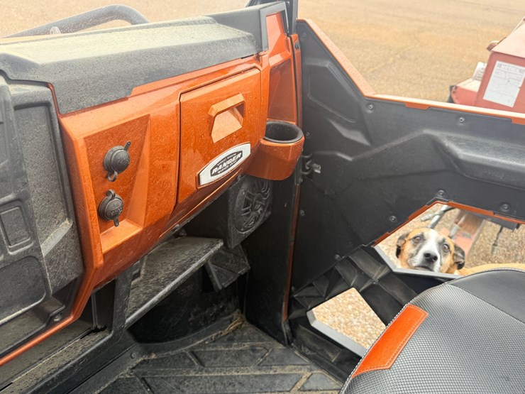 2014-polaris-ranger-image-26