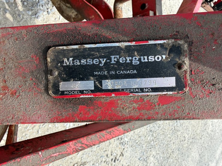 massey-ferguson-82-image-2