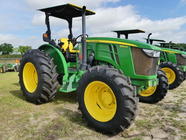 2024-john-deere-5120m-image-1
