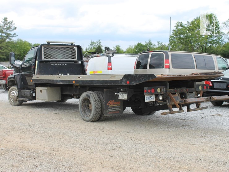 2003-chevrolet-6500-image-3
