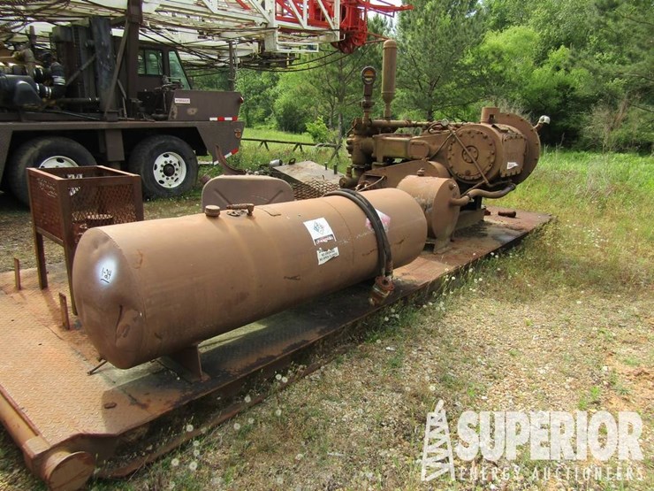 oilwell-triplex-pump-image-1