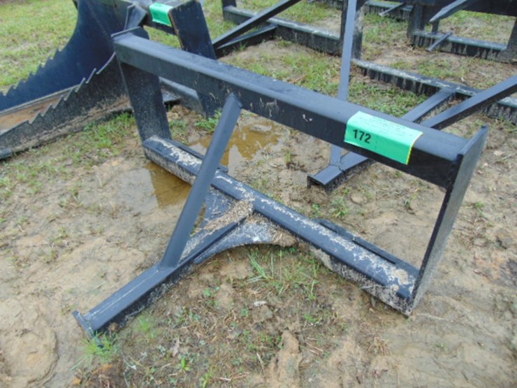 quick-attach-receiver-hitch-image-1