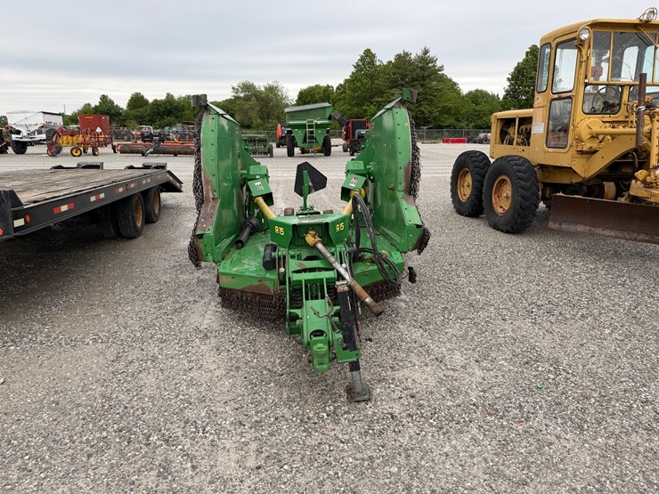 john-deere-r15-image-2
