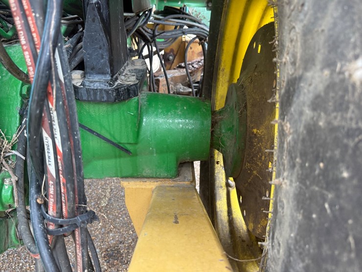john-deere-6215-image-50