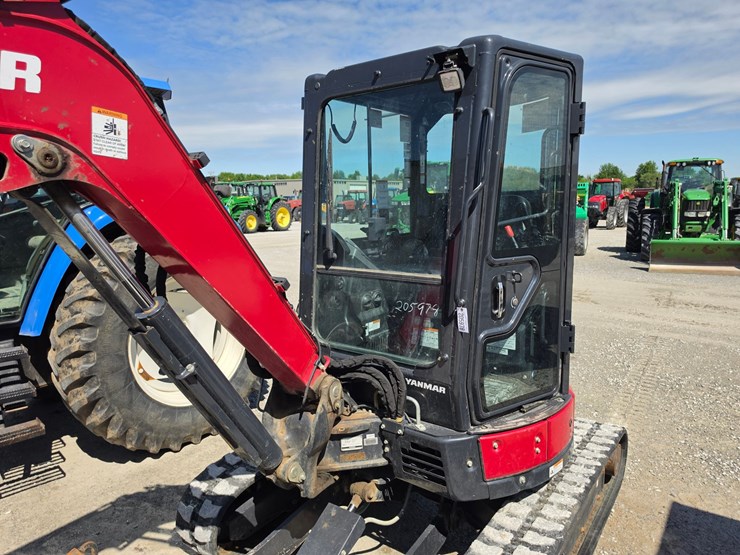 2022-yanmar-vio35-6a-image-5