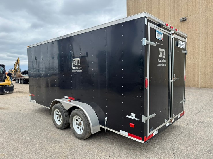 #3892-•-2015-haulmark-18'-enclosed-trailer-image-3