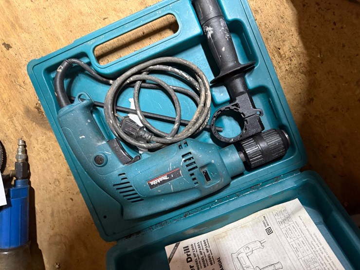 #53-•-makita-hammer-drill-image-2