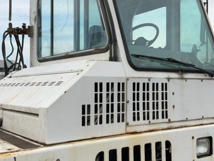 #1950-•-2005-klamar-30-yard-truck-image-40