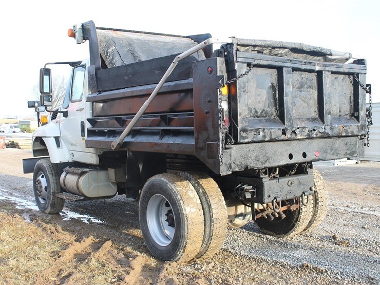 2011-international-workstar-7400-image-2