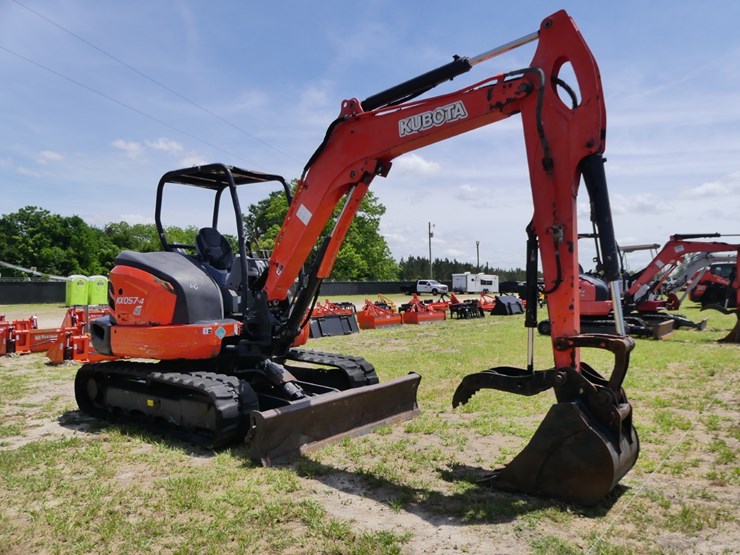 2019-kubota-kx057-4-image-2