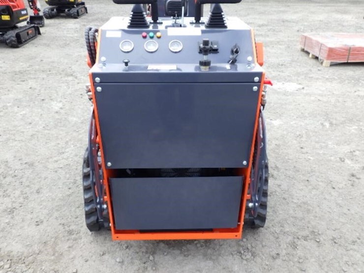 2026-tpm-t460-skid-steer-tracked-loader-image-9