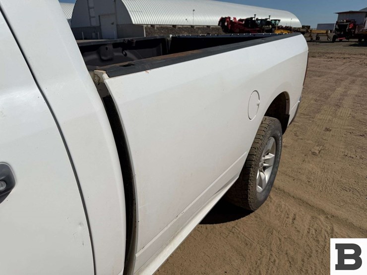 2014-dodge-1500-image-9