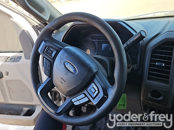 2019-ford-f550-xl-image-27