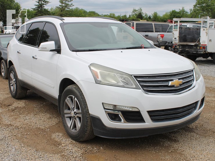 2016-chevrolet-traverse-image-5