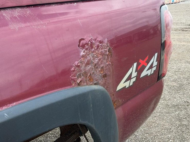 2005-chevrolet-silverado-2500hd-image-25