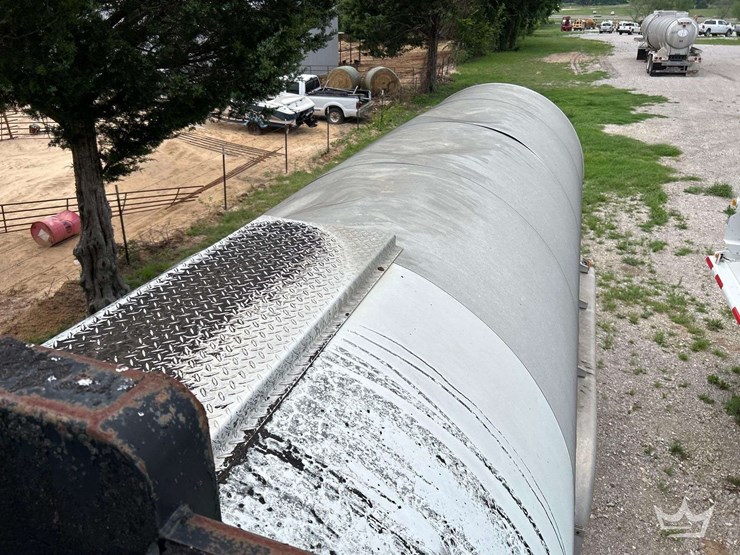 2002-harmon-steel-barrel-7,000-gallon-asphalt-t/a-tanker-trailer-image-18
