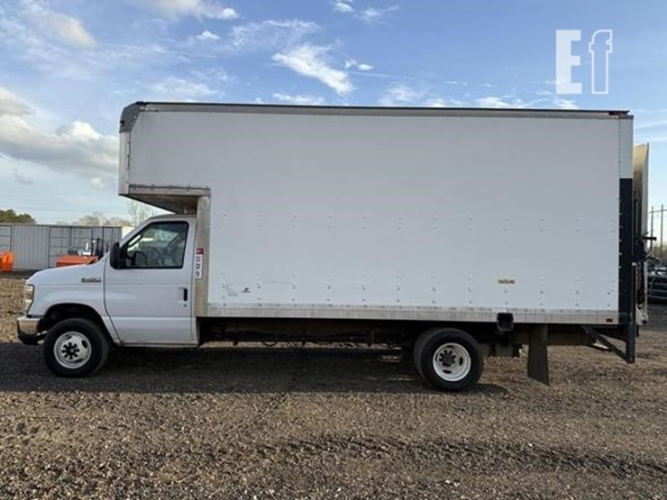 2012-ford-f450-image-4