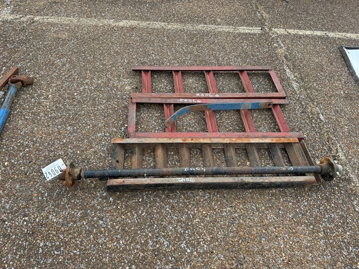 #9042-•-ramps-&-trailer-axle-image-1