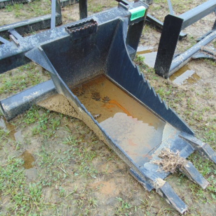 SKID STEER QUICK ATTACH STUMP PULLER