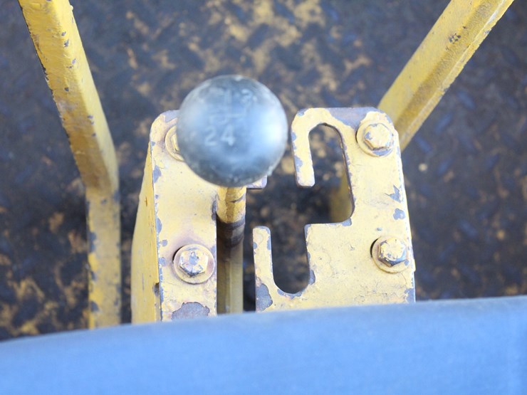 john-deere-350-image-36