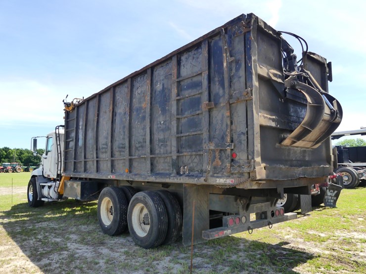 2001-mack-grapple-truck-image-3