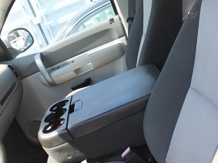 2009-chevrolet-2500-image-7