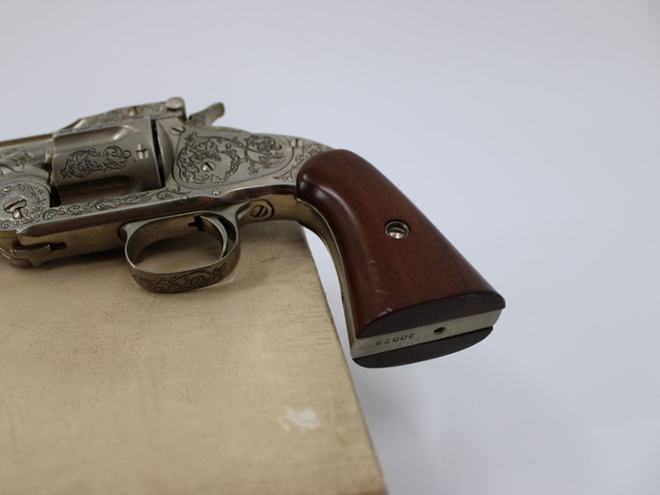 #36030-•-wyatt-earp-.44-revolver--movie-prop-image-9