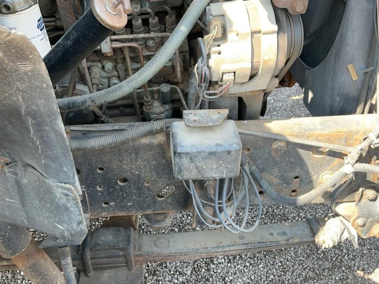 #1951-•-1990-ford-700-dump-truck-image-45