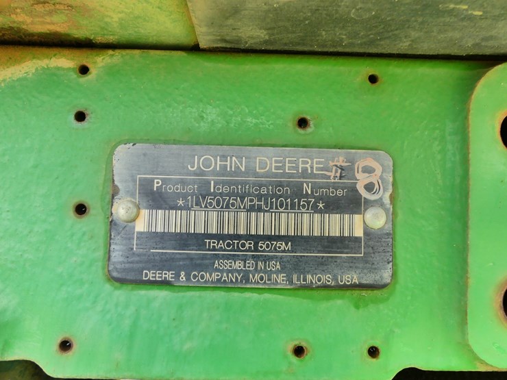 2018-john-deere-5075m-image-14