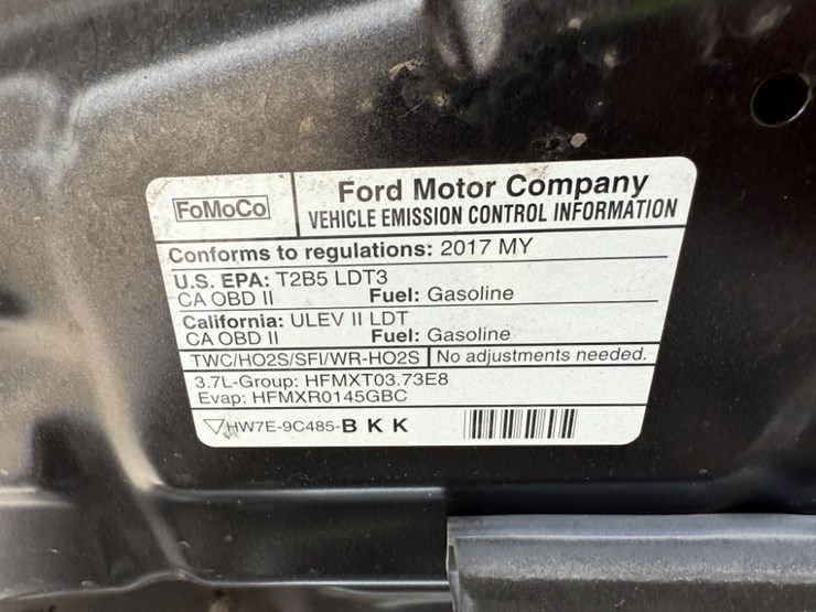 2017-ford-explorer-image-14