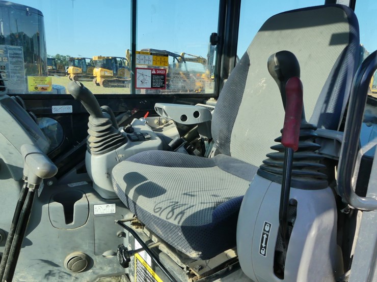 2018-deere-50g-image-11