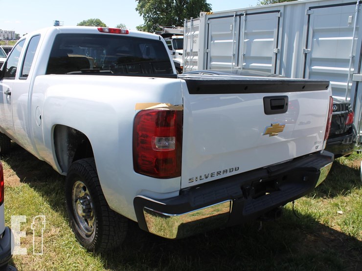 2009-chevrolet-2500-image-4
