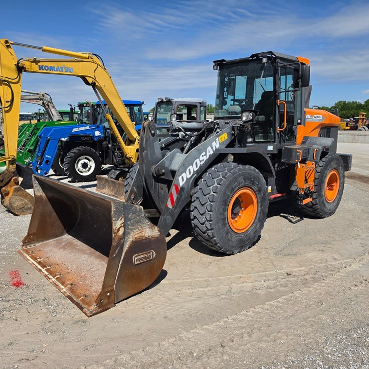 DOOSAN DL220