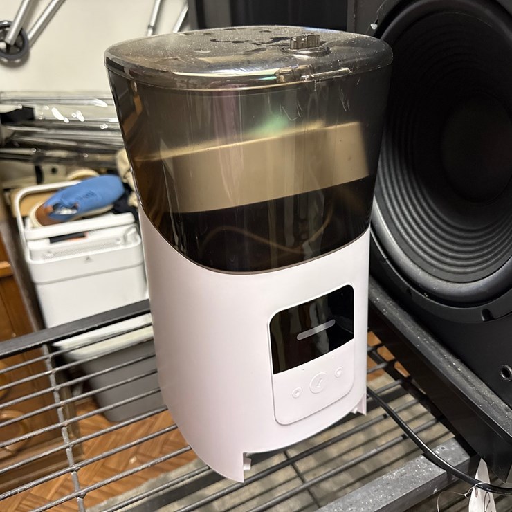#87 • WIFI PET FEEDER