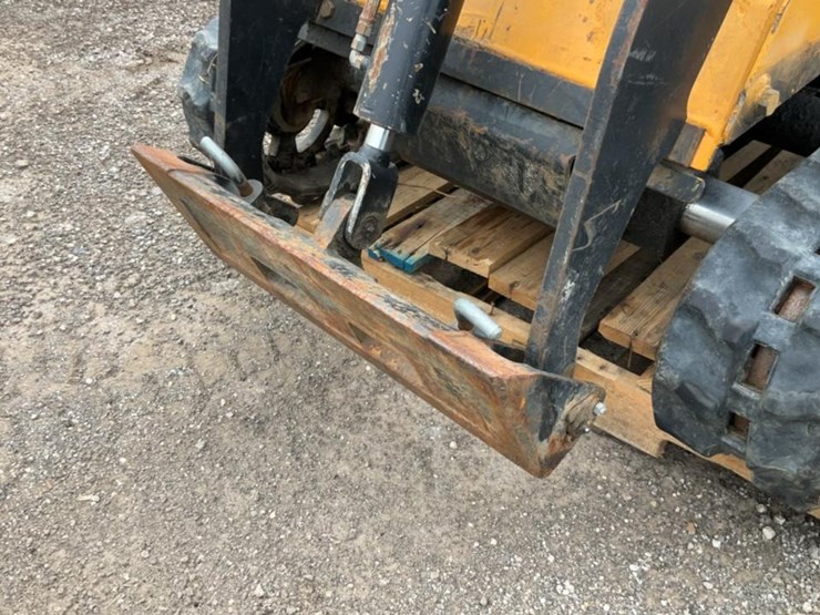 #1050-•-boxer-mini-skid-steer-loader-image-10