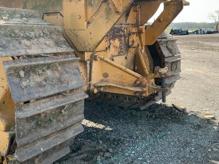 caterpillar-d4-image-21