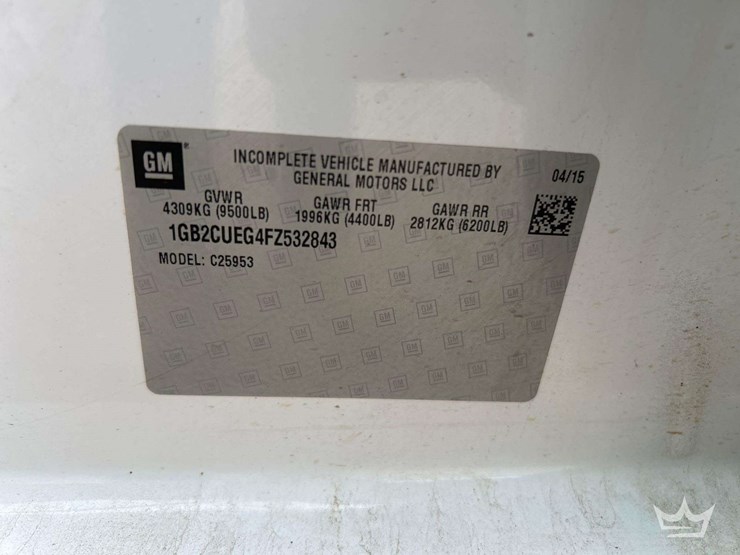 2015-chevrolet-silverado-2500hd-image-5