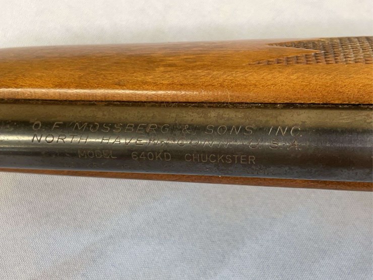 mossberg-model-640kd-chuckster-.22-magnum-bolt-action-rifle-image-13