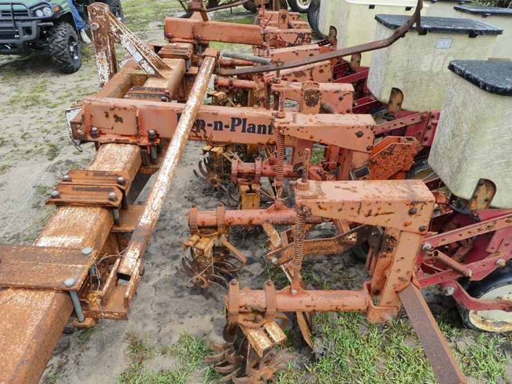 case-ih-800-image-6