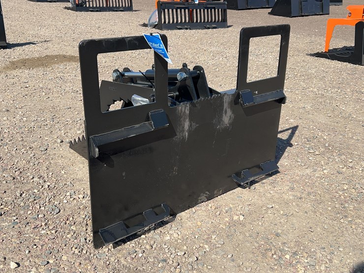 skid-steer-spade-grapple-image-4