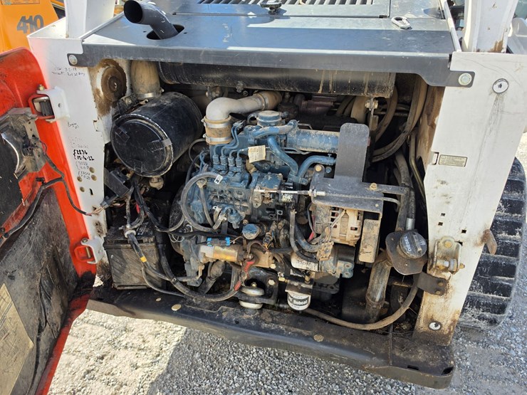 2013-bobcat-t650-image-18