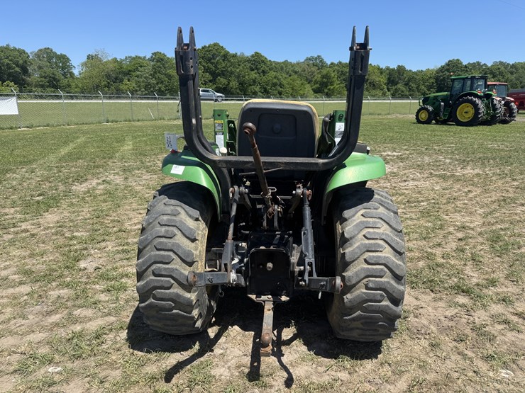john-deere-4210-image-8