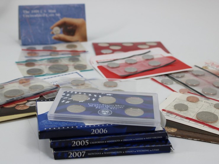 #36134-•-(12)-uncirculated-proof-coin-sets-|-silver,-etc...-image-16
