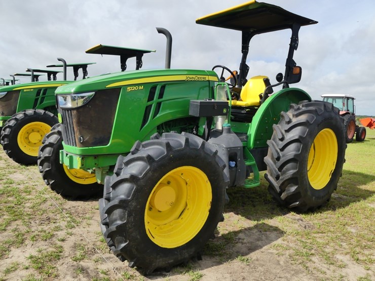 2024-john-deere-5120m-image-2