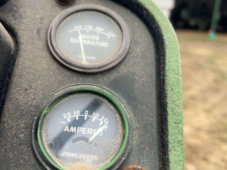 john-deere-530-image-56