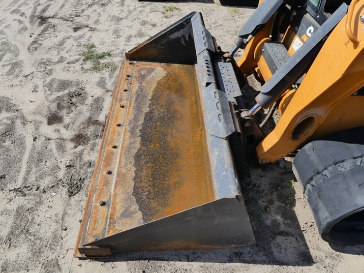 2021-case-tv450b-image-10